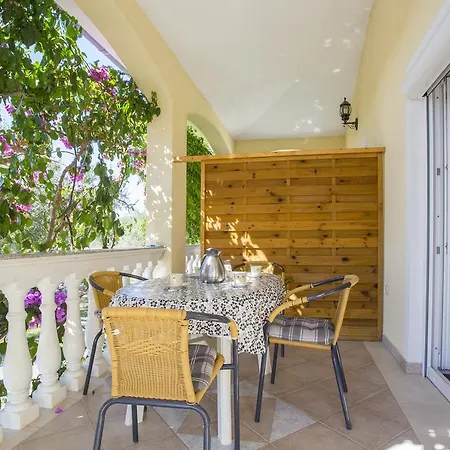 Croatia Πανσιόν Fažana