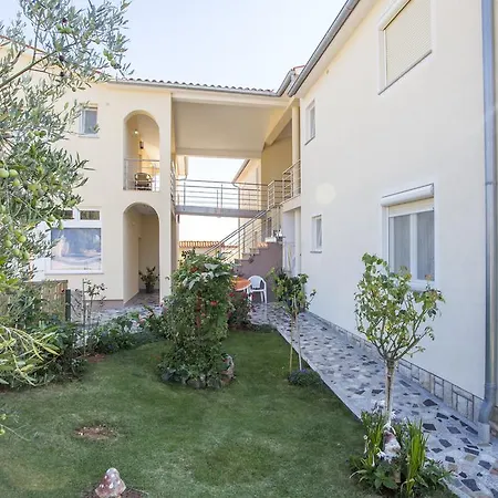 Croatia 3*